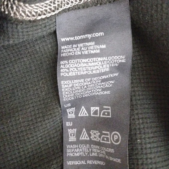 Tommy Hilfiger size L/G black cowl collar long sleeve thermal top, shirt - Picture 6 of 6